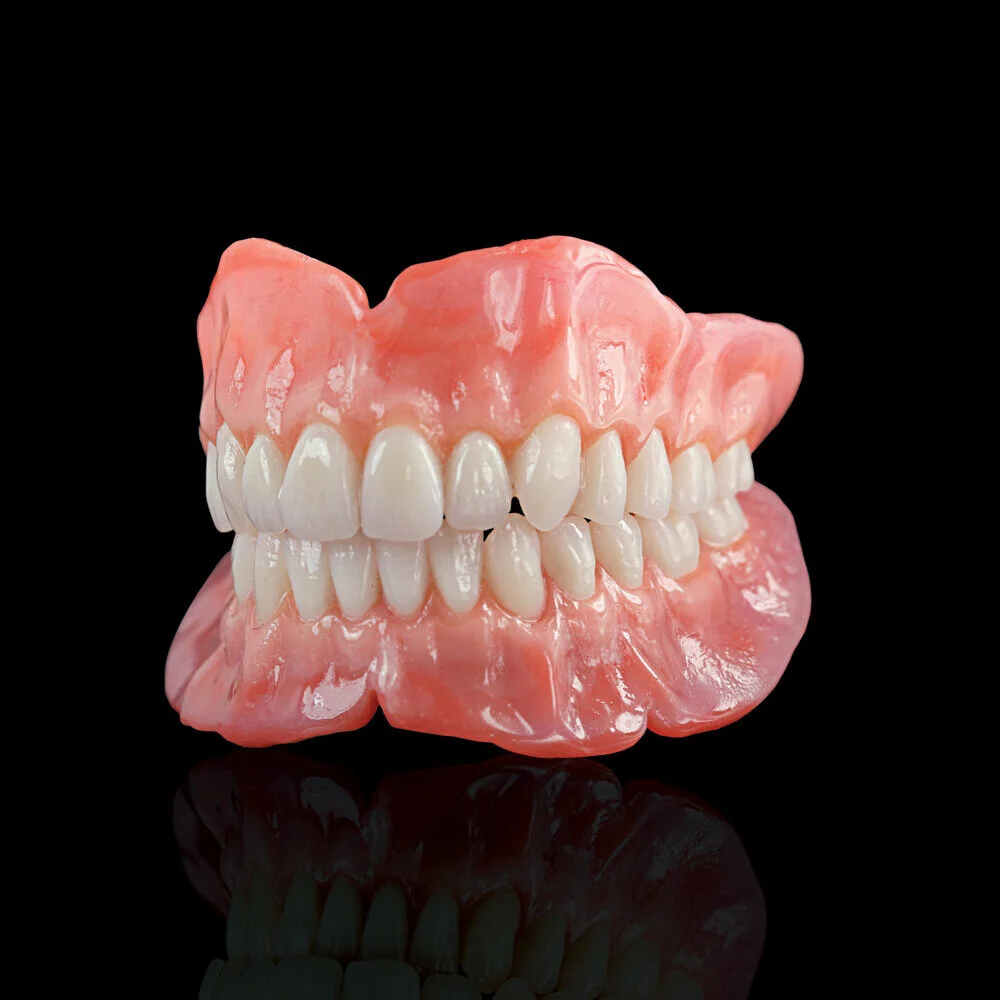 لبخندی دوباره: راهنمای جامع ترمیم دندانهای آسیبدیده یا از بین رفته 6 mdl CompleteDentures